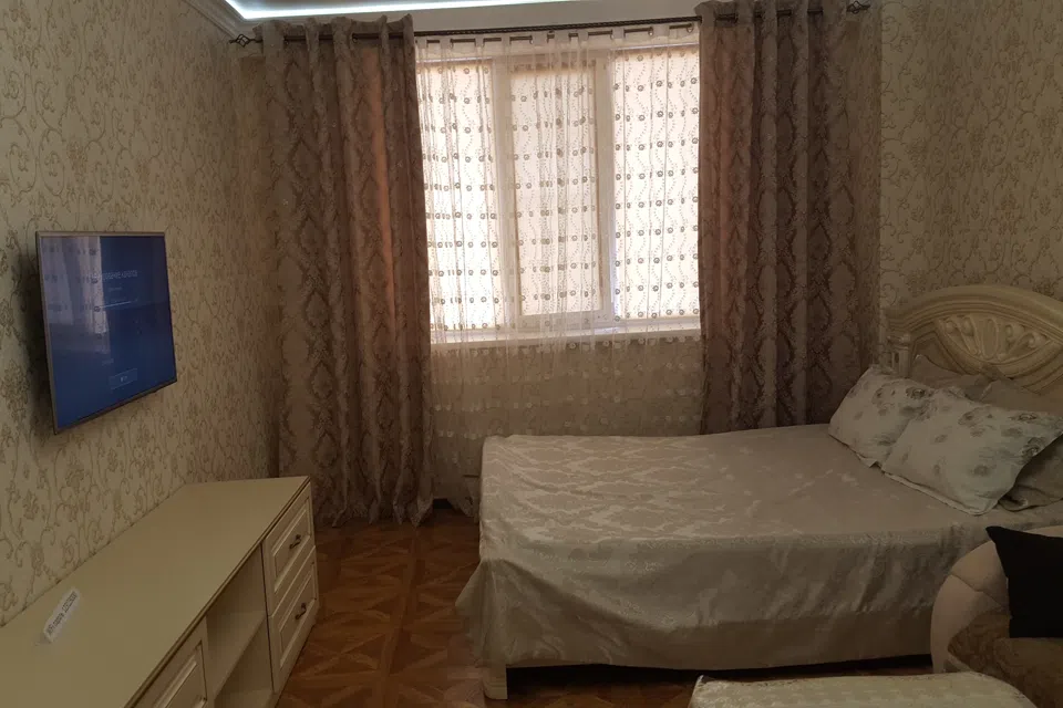 Уютная, квартира с евроремонтом в 59 метрах от моря