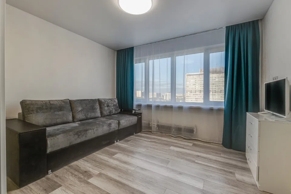 Квартира по адресу Московский пр 207 на 14эт