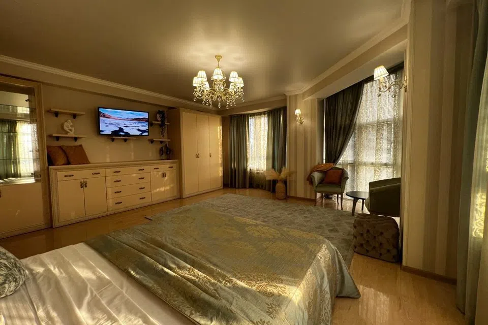 Абсолютно новая дизайнерская VIP квартира by Sutki26