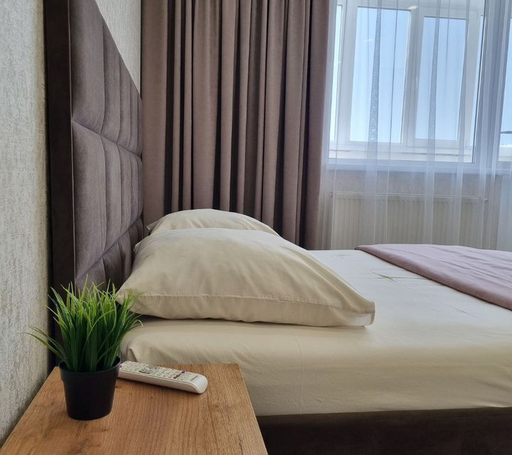 Светлая уютная студия с видом на Энгельс, Саратов и Волгу