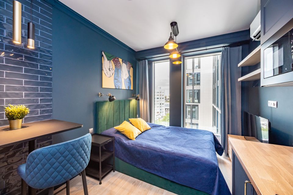 Шикарная студия с дизайнерским ремонтом