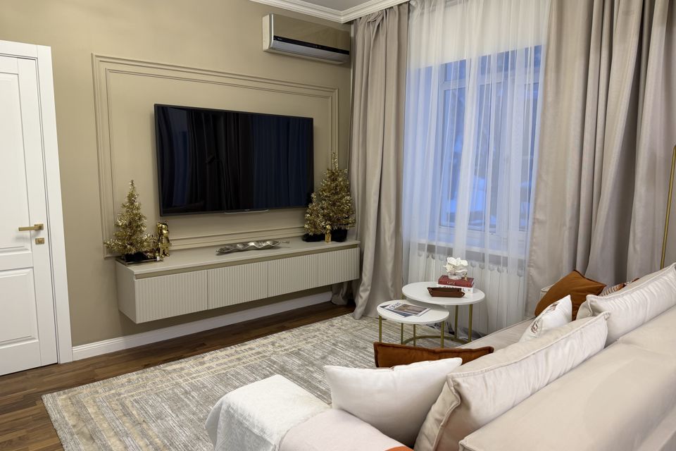 Абсолютно новая дизайнерская квартира в центре Москвы