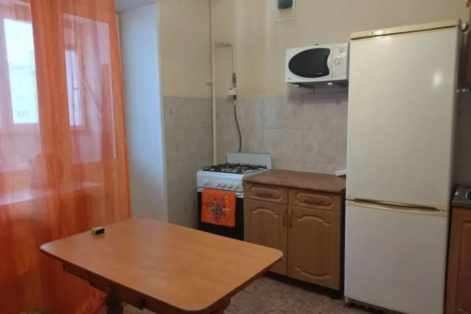 Домашний очаг у Эльвиры Акуловой на улице Лазурная 35 