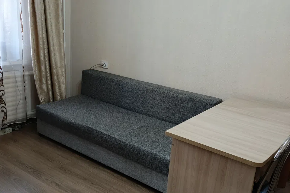 Сдам квартиру Баркова 23