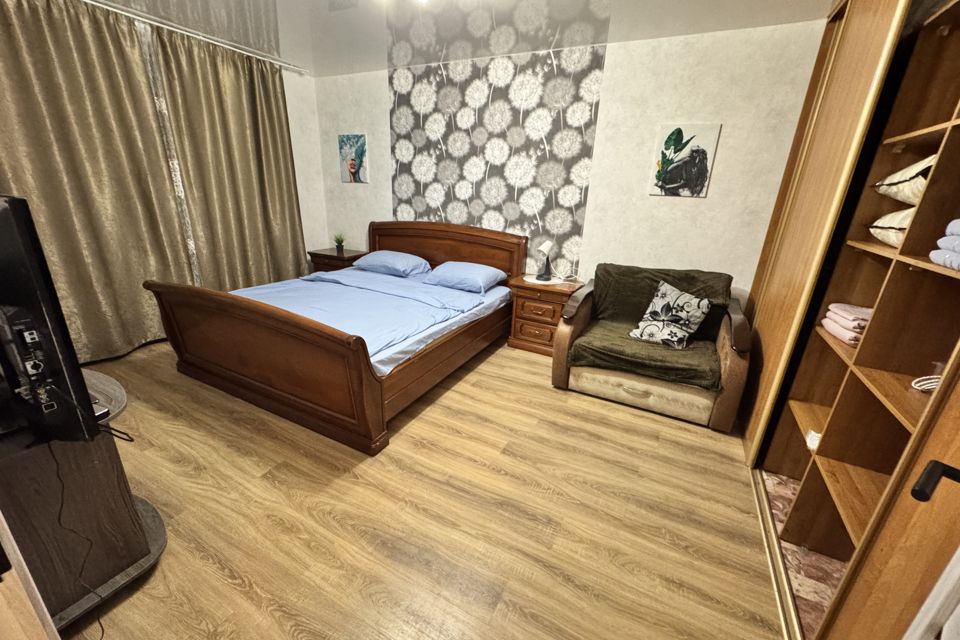 5 мин до центрального стадиона Арена