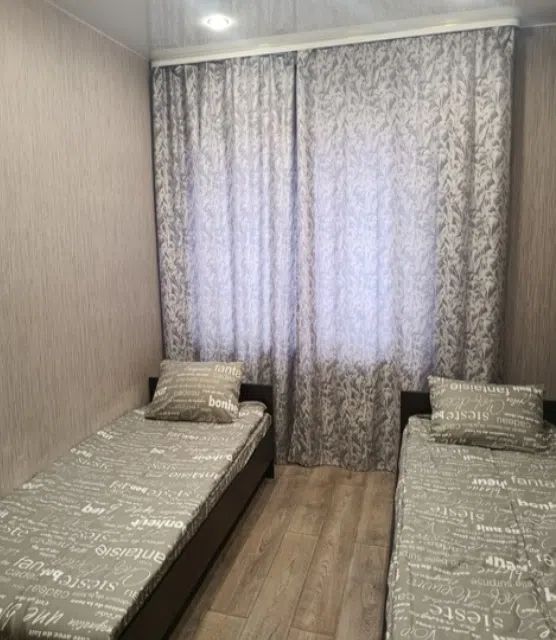Уютная квартира возле МНТК