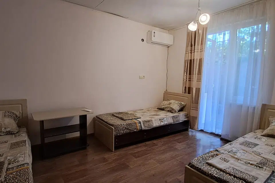 Дом под ключ для большой компании.