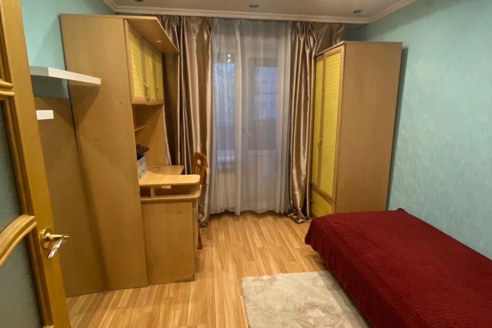 Квартира с 4 спальнями 
