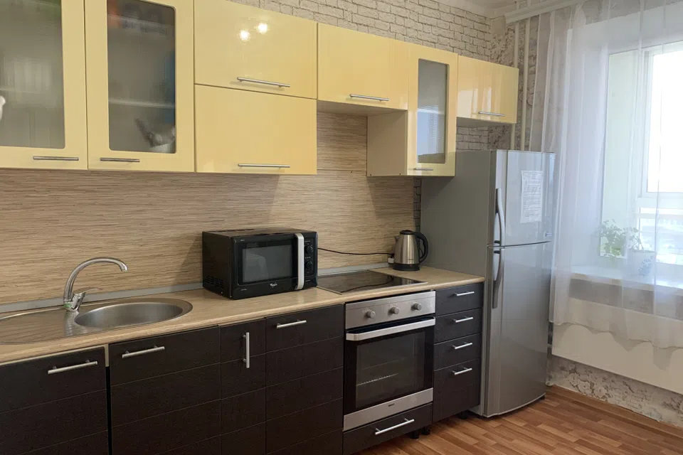 Вместительная квартира рядом с Кузбасс Ареной 