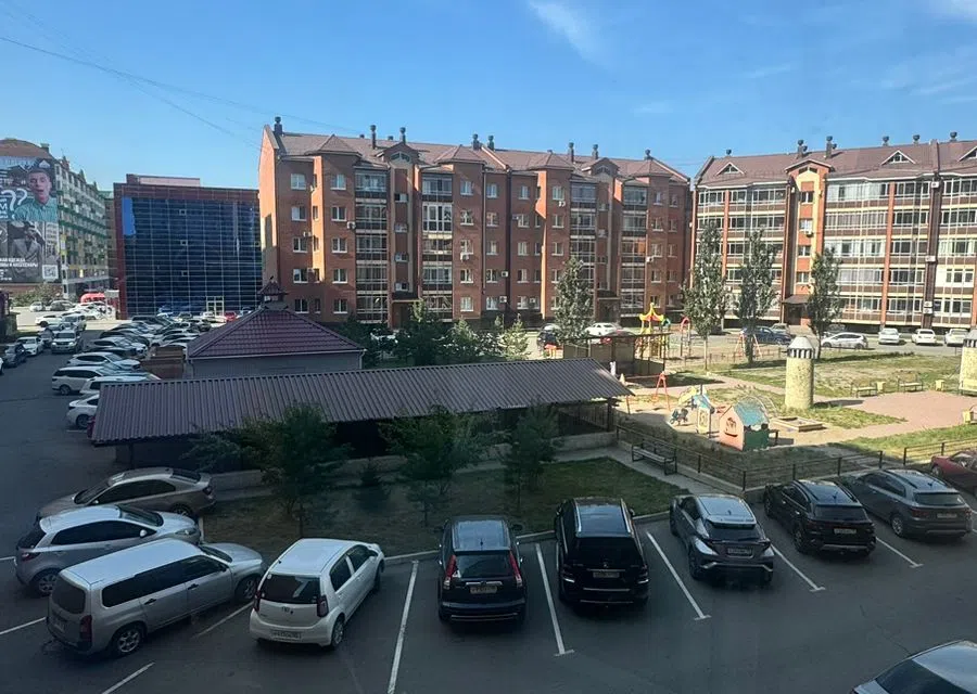 Уютная квартира в прекрасном районе с окнами во двор.