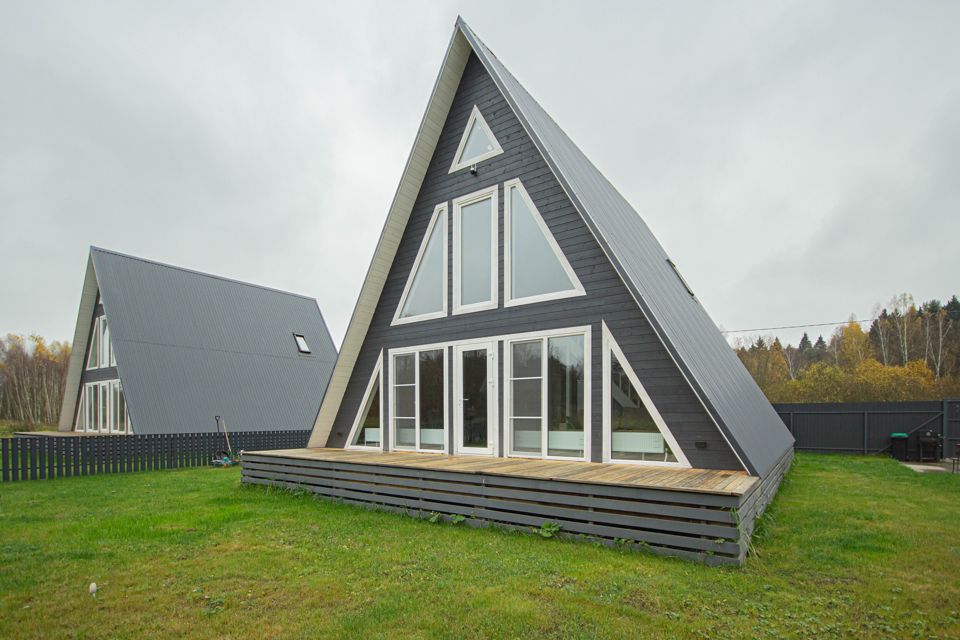 Домик 54 на берегу реки 