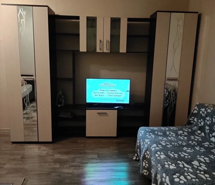 Приглашаем в нашу уютную квартиру в хорошем районе города 