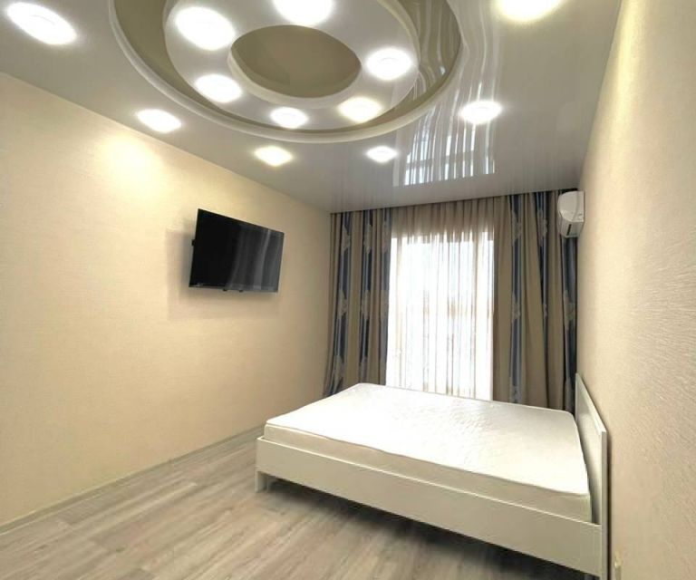 Уютная  квартира с современным ремонтом  в новом доме