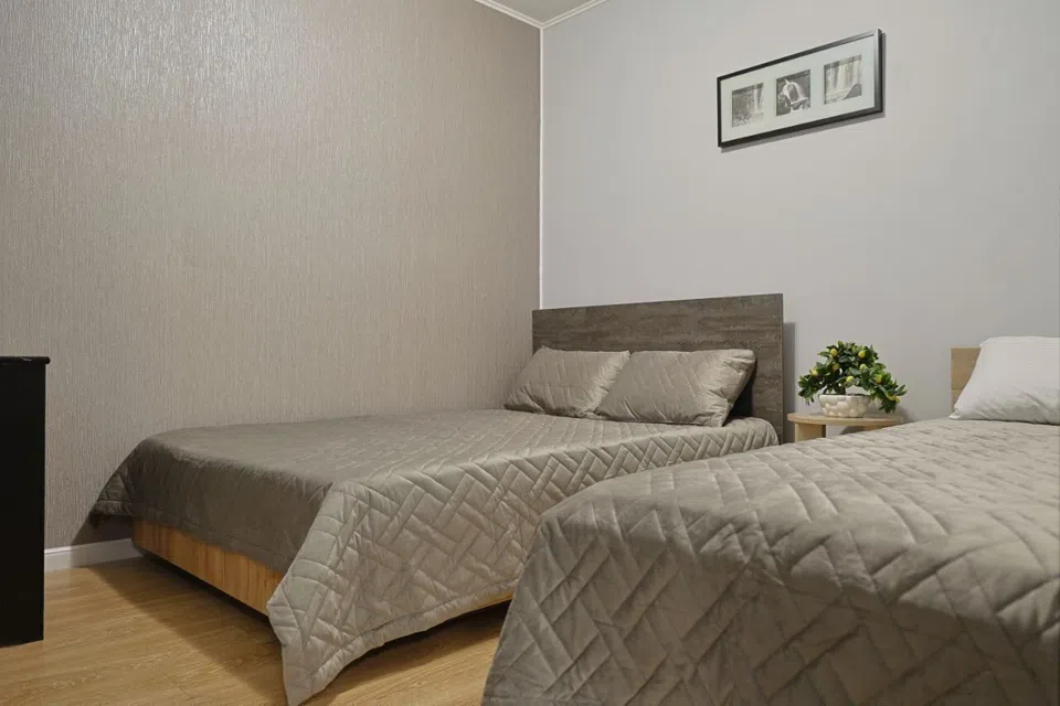 Кв.Сазонова 58м², 6 кроватей, 7м