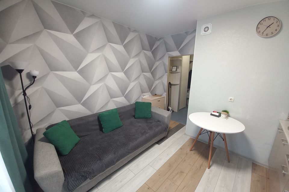 Уютная квартира на 17 этаже 