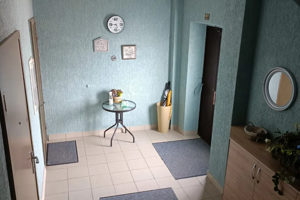House In с видом на море