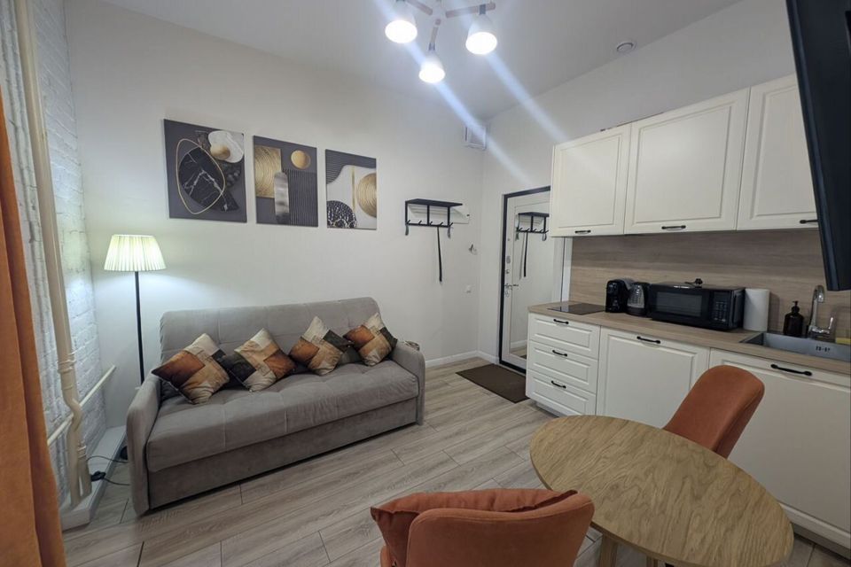 Hовaя студия в 2х мин oт м. Мaяковская