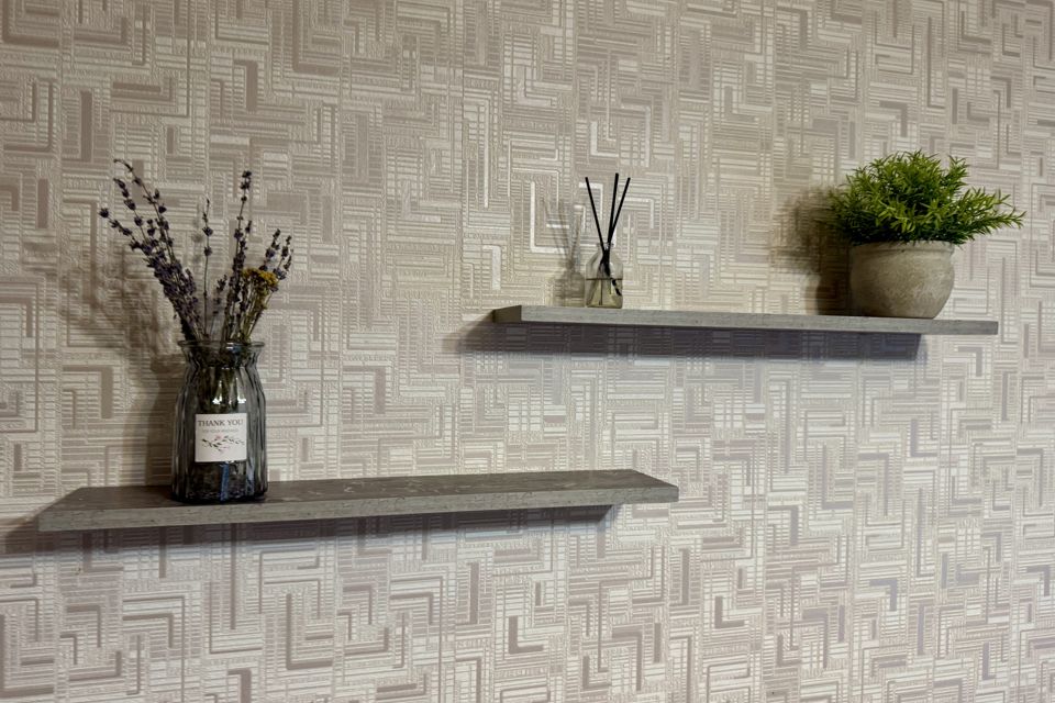 В 1 минуте от планового института -экономический университет