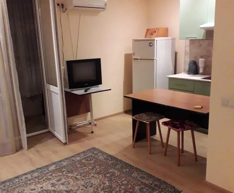 Уютная квартира на Светлане