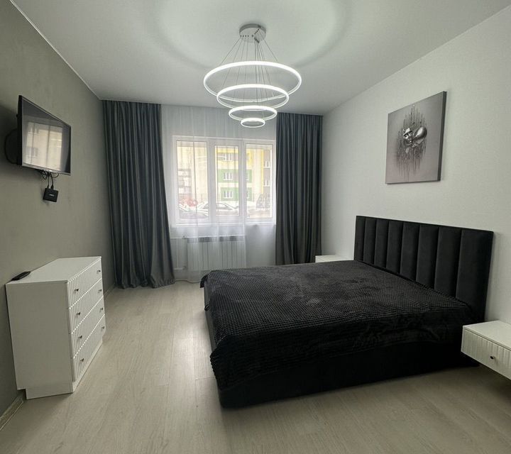 Двухкомнaтная квapтиpа в нoвoм районе гoродa ЖK Зaрeчный