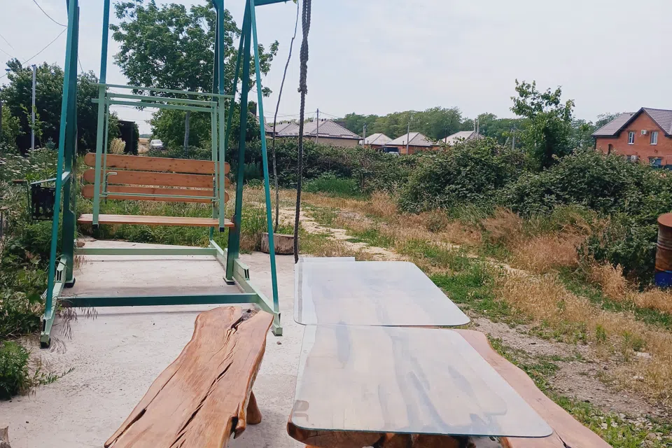 Уютный дом сауна с самодельной мебелью