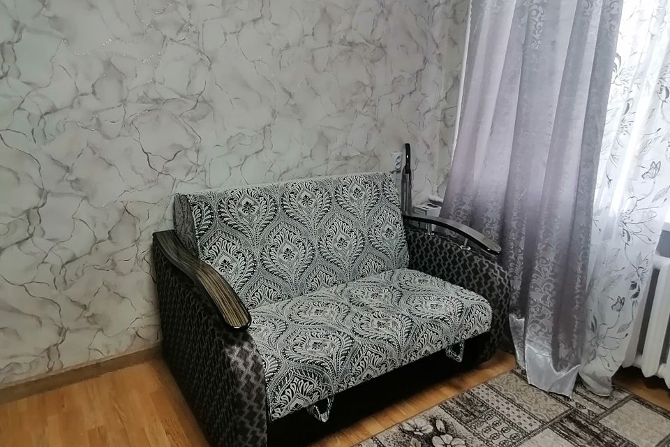Уютная комната гостиничного типа в центре города. 