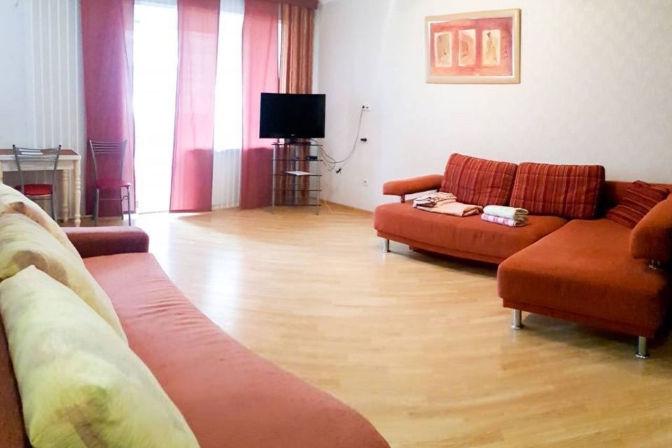 Однокомнатная квартира на городских Прудах