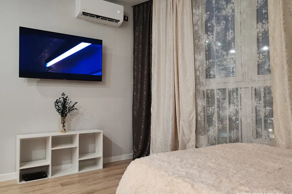 Уютная квартира - студия в новом 16 этажном доме. 