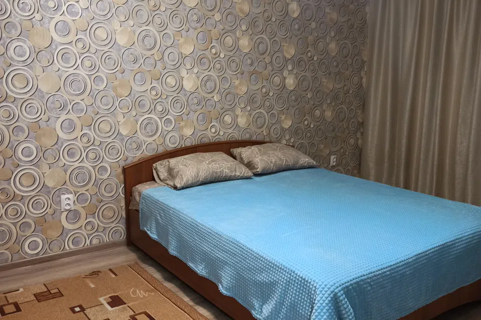 Уютная квартира около рынка рассвет. Эльдорадо. Привоз