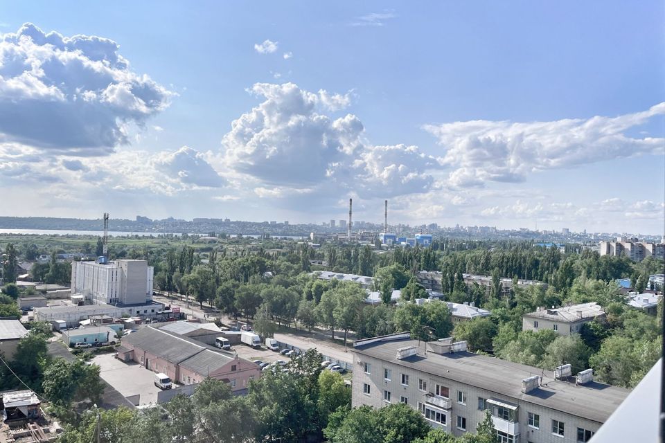 Просторная двухкомнатная квартира с отличным видом
