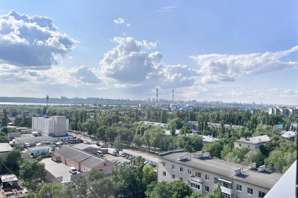 Просторная двухкомнатная квартира с отличным видом