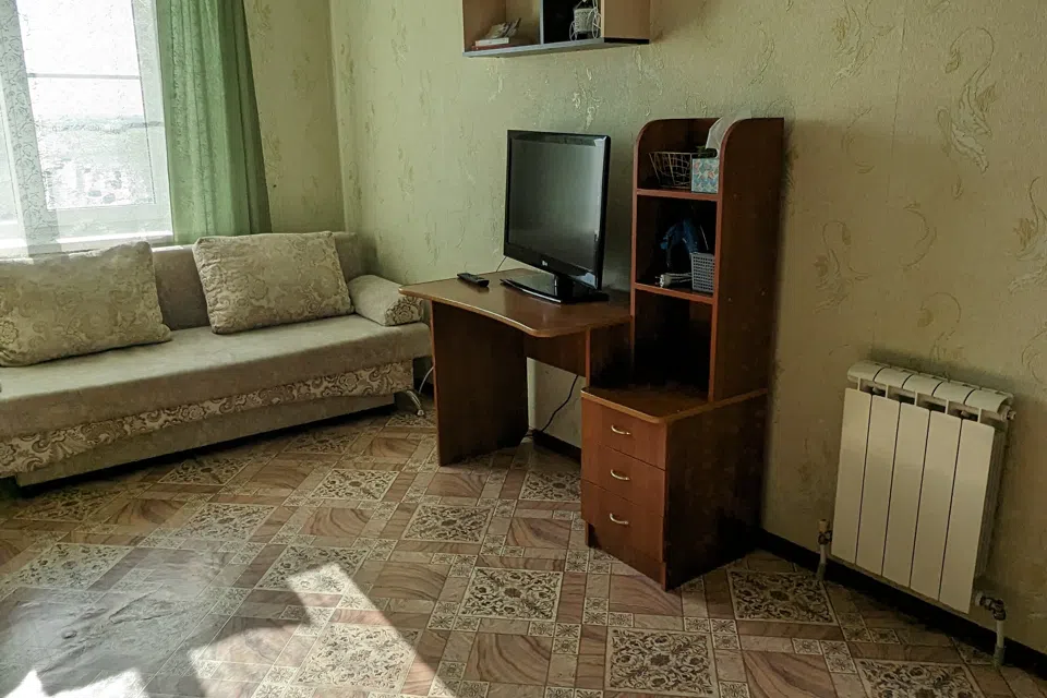 Квартира напротив центра травматологии и ортопедии 