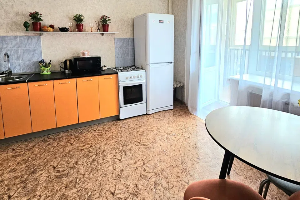 Домашний очаг у Эльвиры Акуловой на улице Артема 64