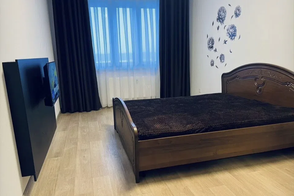 Посуточно час,ночь,,сутки.24