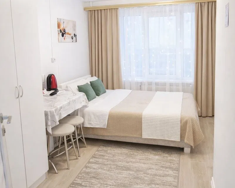 Студия рядом с Загородным парком на Ново-Садовой 273
