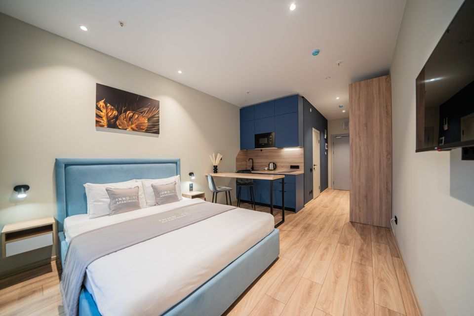 Студия у метро Ладожская