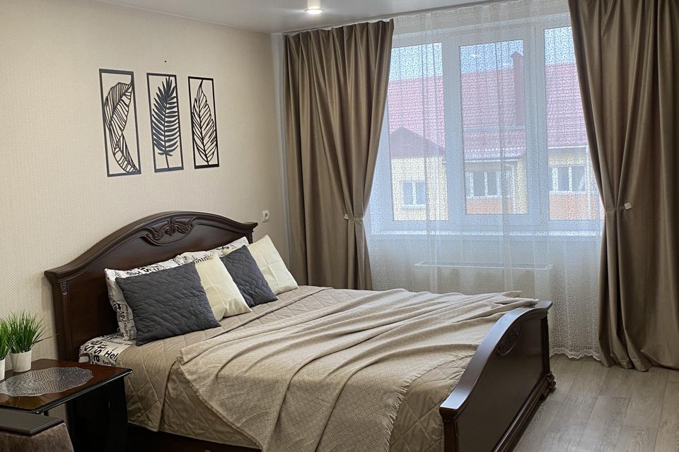 1-комнатная квартира с красивым видом, пр-т Ленина 144