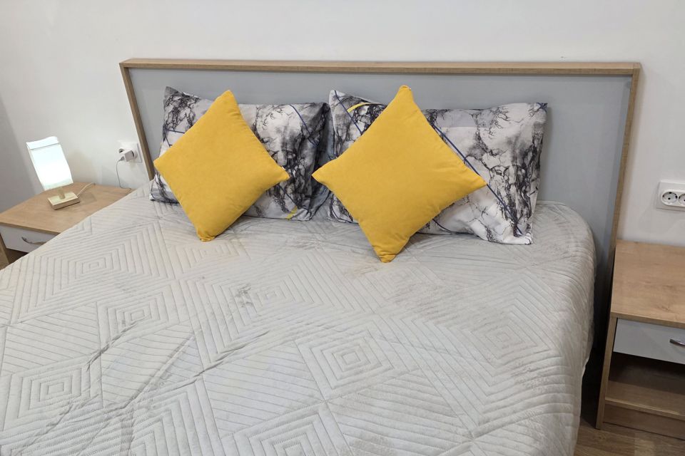 2 ком квартира в центре города на Октябре, около ФСК