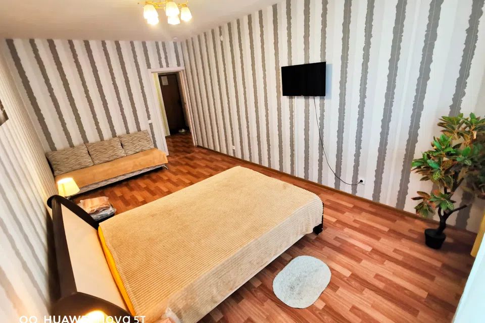 Квартира рядом с ТРЦ планета