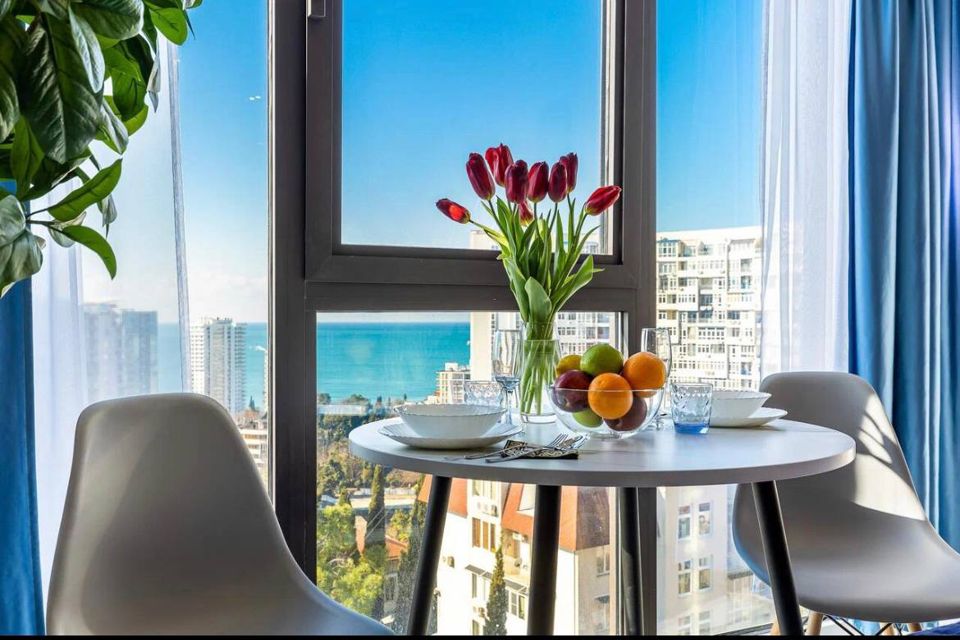 Метрополь  Life Lamare апартамент с видом на море