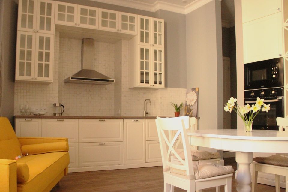 Апартаменты с двумя спальнями Моховая ул.42