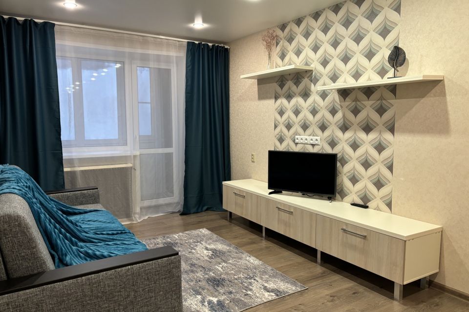 Чистая и светлая двухкомнатная квартира