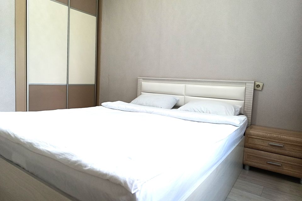 2-комн. квартира в центре Кызыла