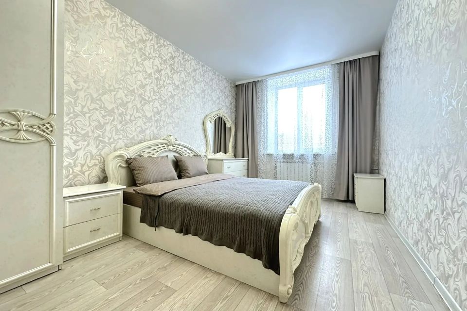 2-к квартира с балконом в центре на Советском