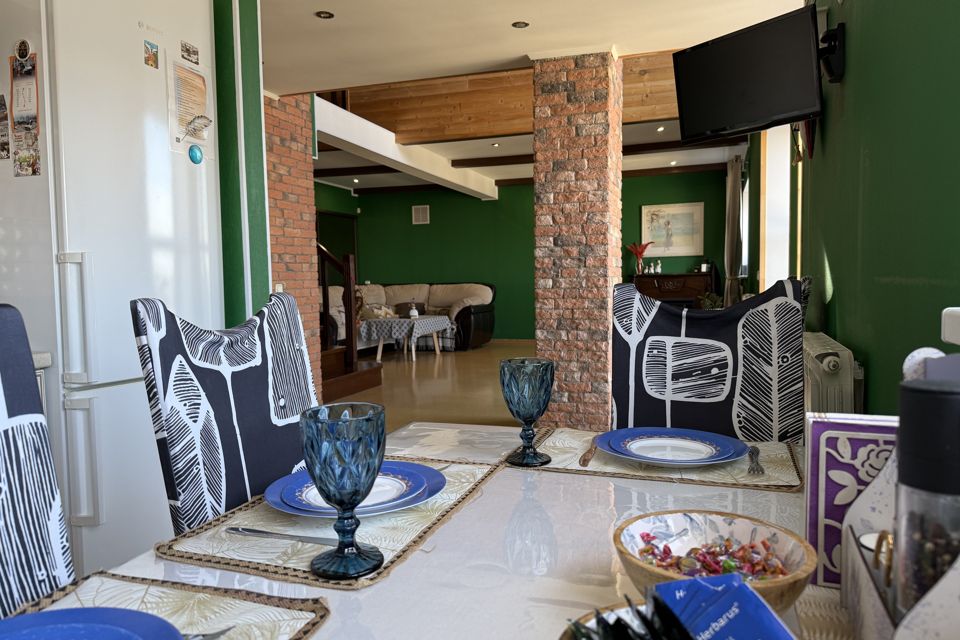 Двухуровневая мансарда с видом на Замок 