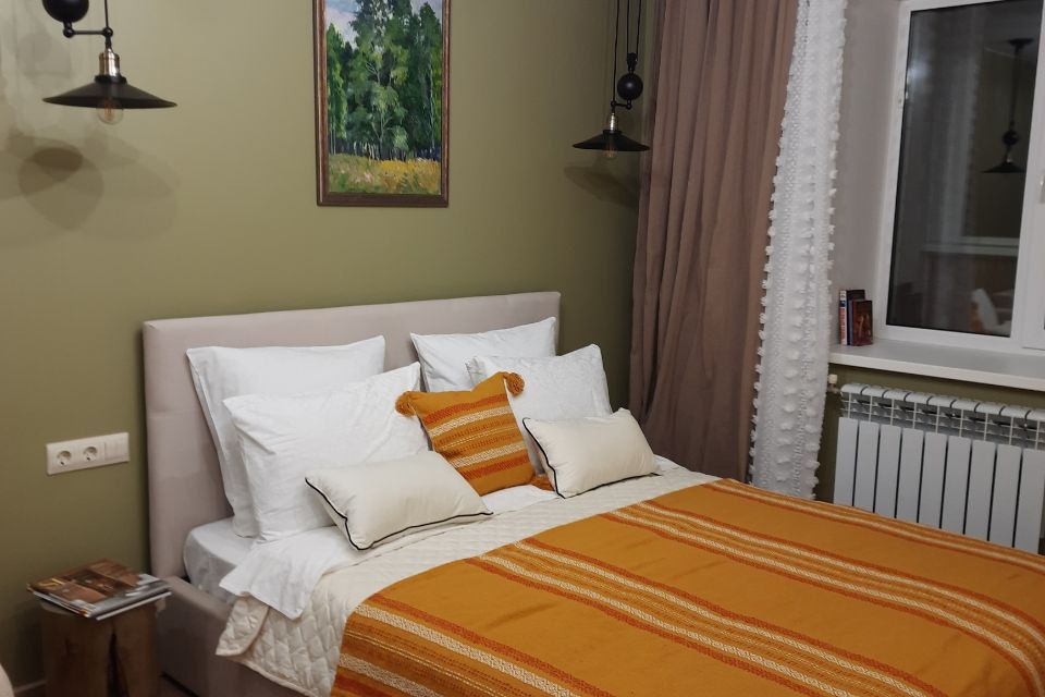 Твоя уютная квартира рядом с набережной.