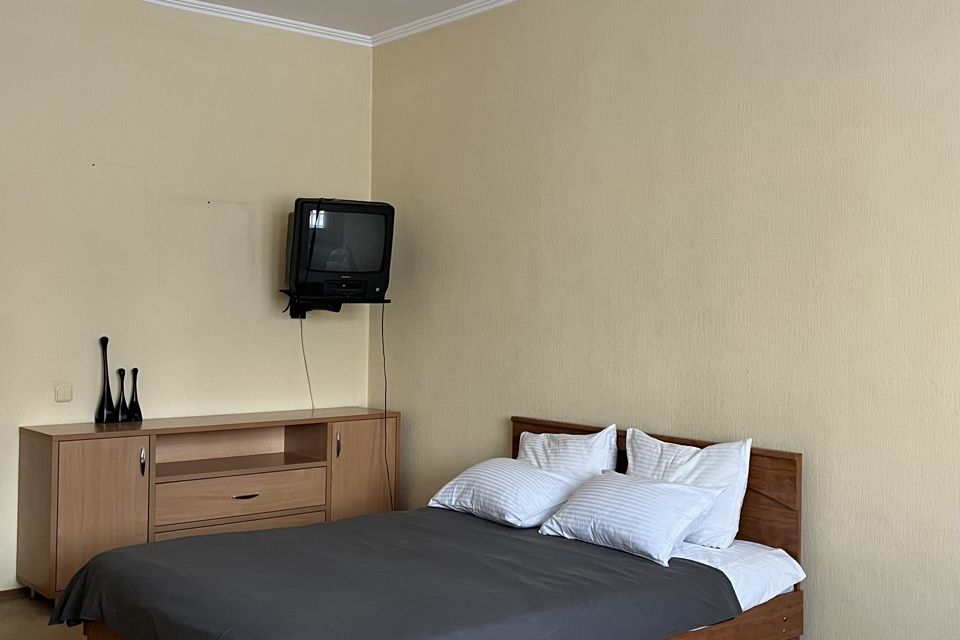 2-к. квартира, 90 м, 4 кровати
