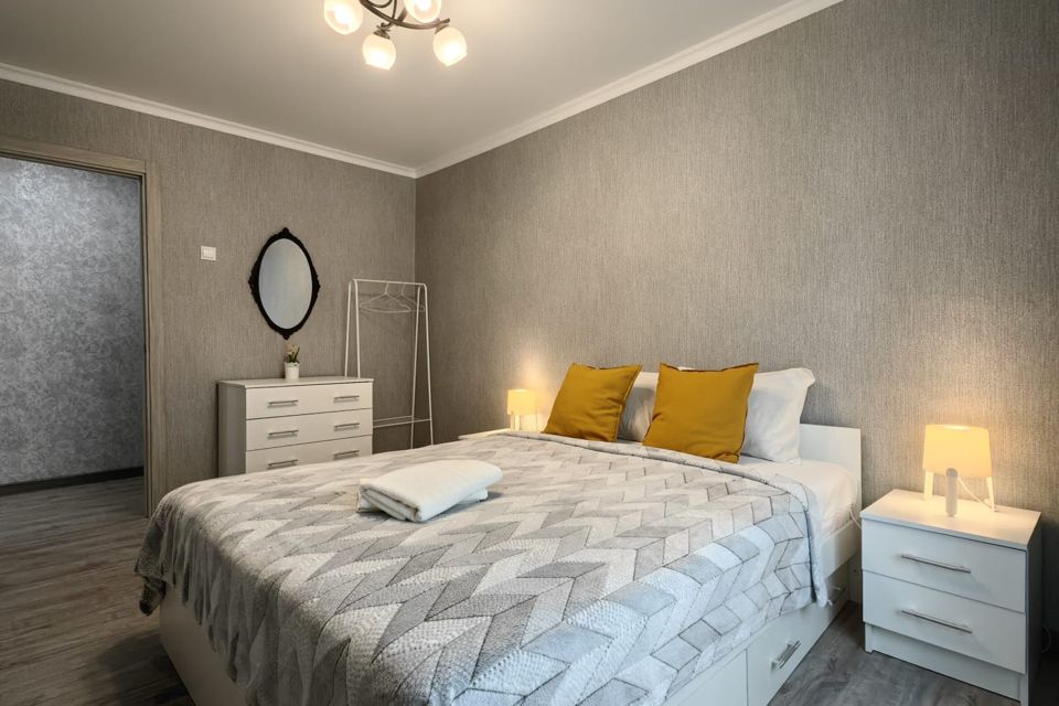 Квартира с новым ремонтом в 2 минутах пешком от метро.