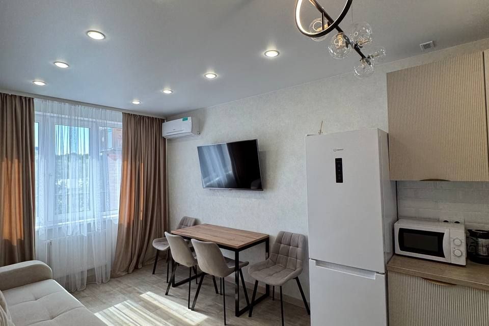 Уютная светлая квартира с дизайнерским ремонтом
