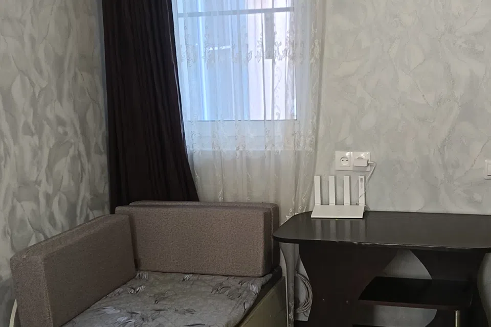 Уютная двухкомнатная квартира отдельным домиком , бунгало